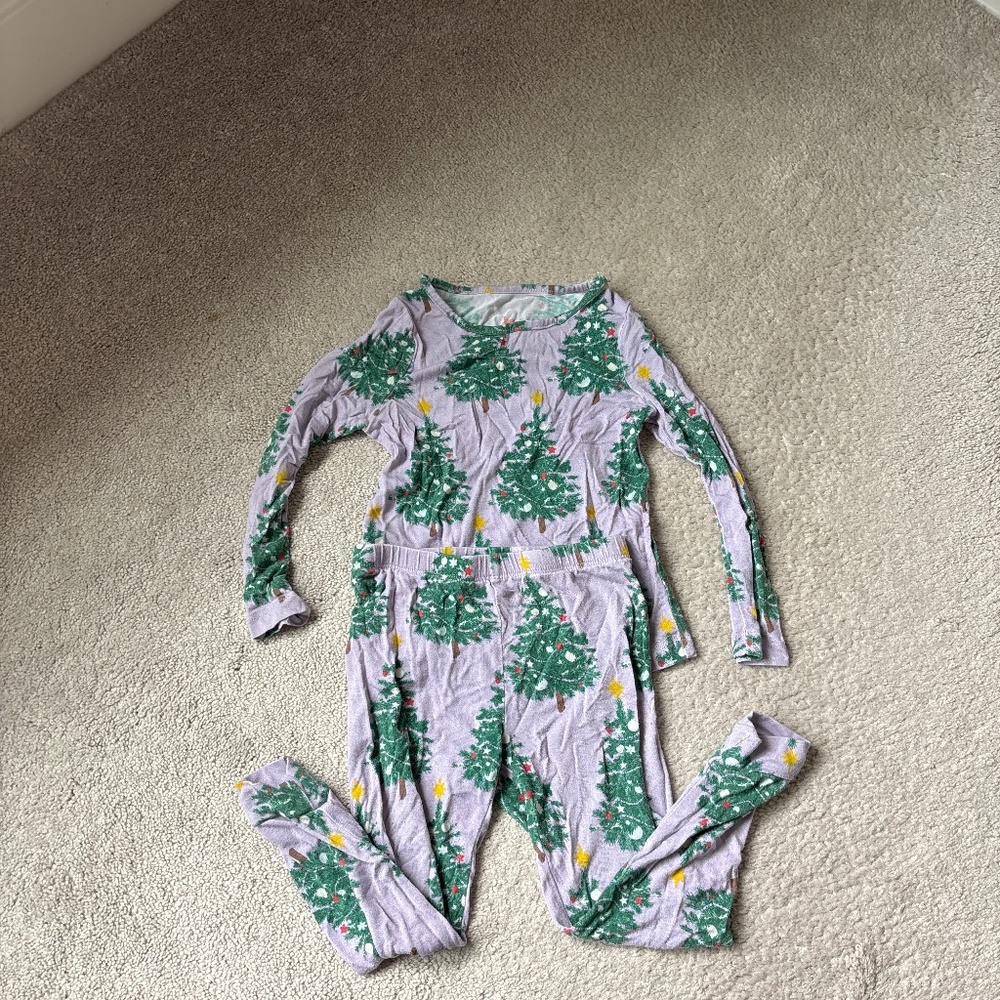 Pink Chicken girls 3T Christmas pajamas